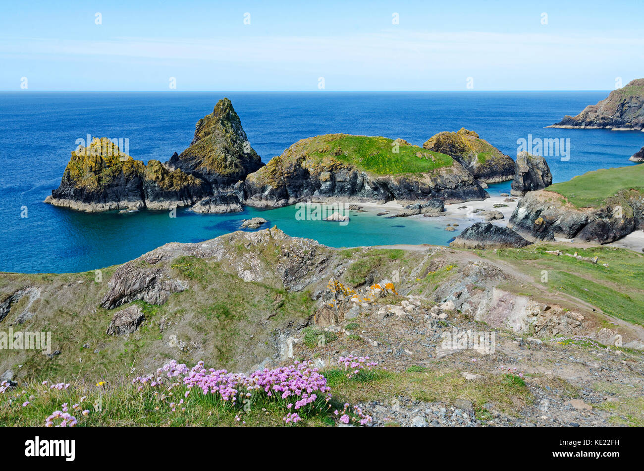 Kynance Cove auf der Lizard Halbinsel in Cornwall, England, Großbritannien, Großbritannien. Stockfoto