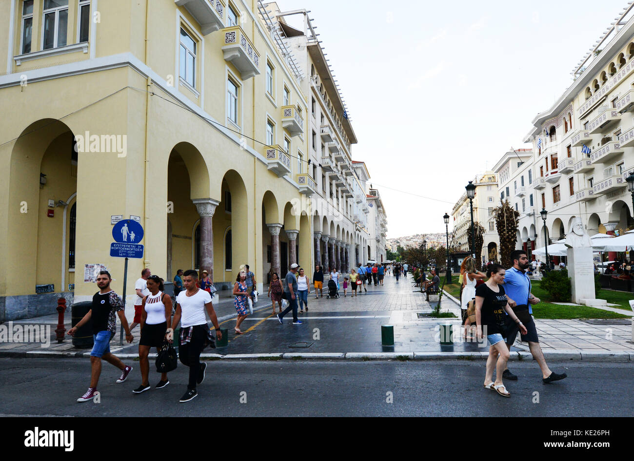 Gekräht Kreuzung Mitropoleos Straße in der Mitte von Thessaloniki. Stockfoto