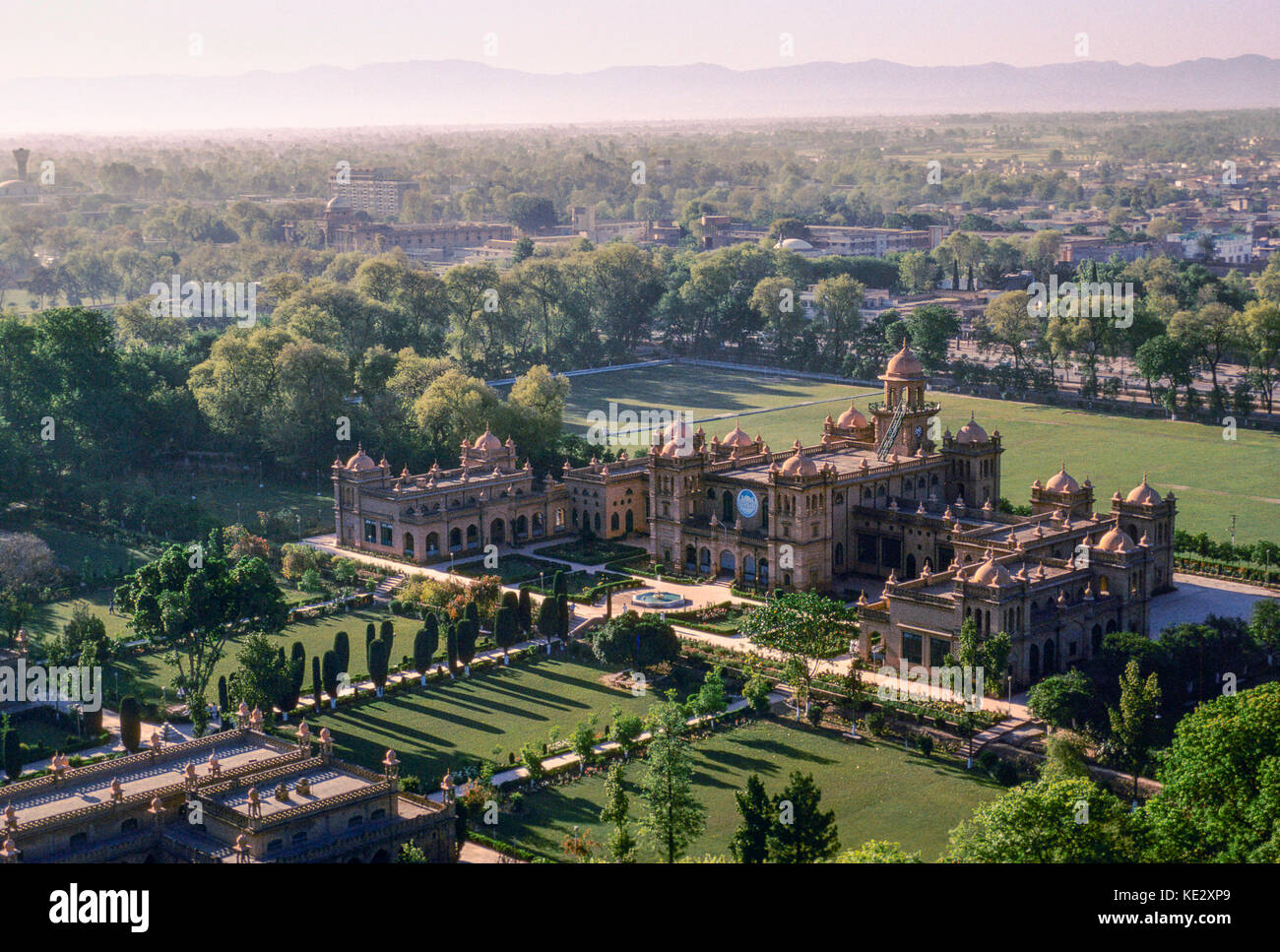 Aitchison College, einem berühmten unabhängigen semi-private Boys School aus der Luft, Lahore, Pakistan. Stockfoto