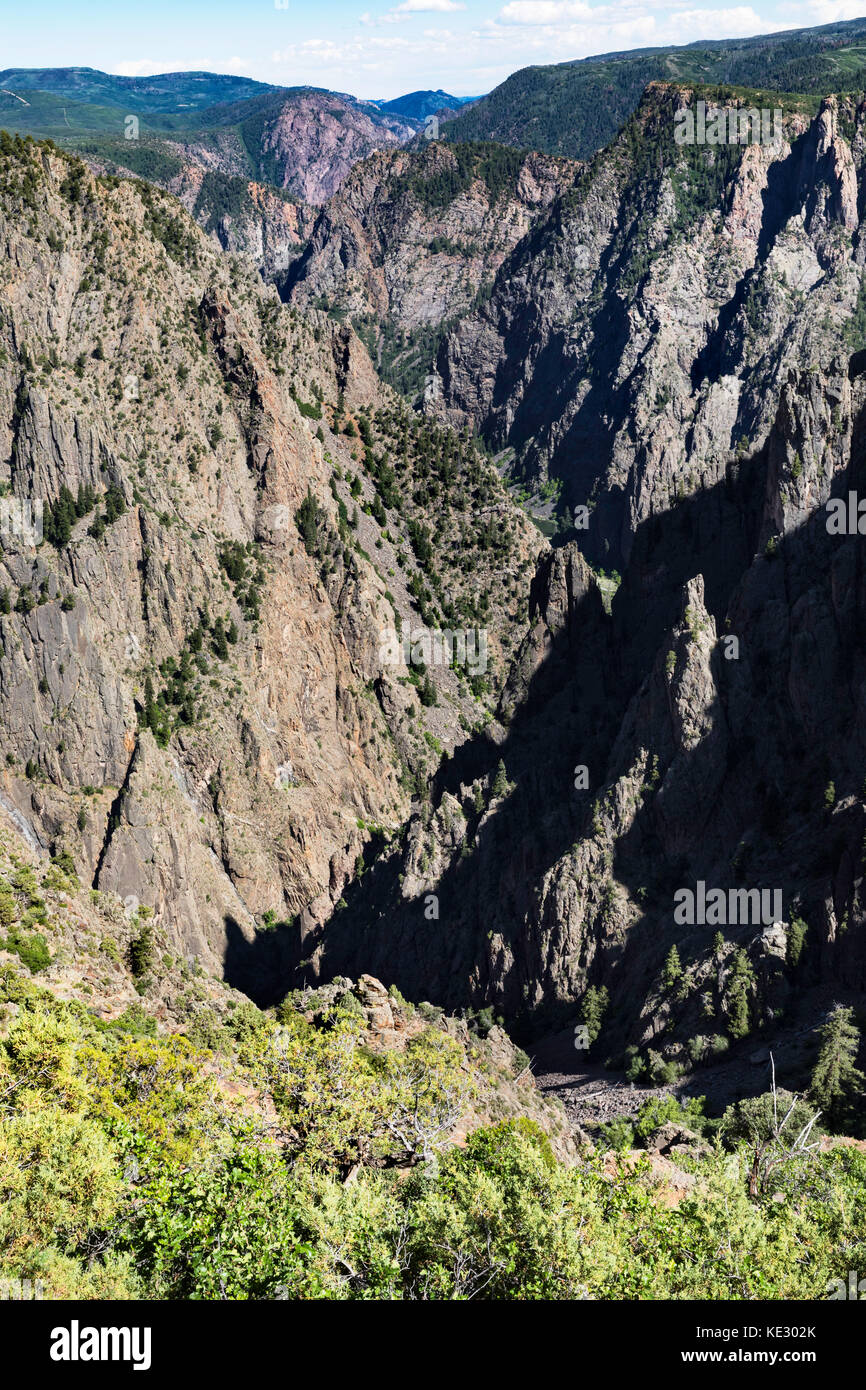 Präkambrium Gneis und Schiefer, schwarze Schlucht des Gunnison National Park, Colorado, USA Stockfoto