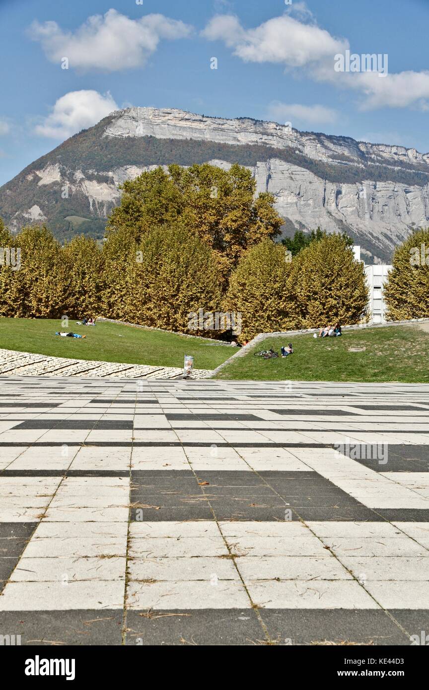 Darstellung der Universität Grenoble - Alpen (UGA), und dem Campus der Universität. Stockfoto