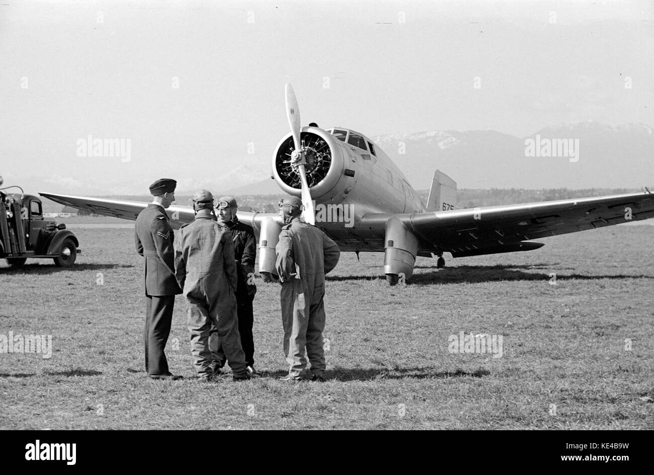 Der Northrop Delta Mk1, der 1939 eingeführt wurde, war ein revolutionäres Monoplane, das sowohl für kommerzielle als auch militärische Zwecke konzipiert wurde. Bekannt für sein schlankes Design und seine aerodynamischen Fähigkeiten, spielte der Delta Mk1 eine wichtige Rolle in der Luftfahrtgeschichte und trug zur Entwicklung moderner Flugzeugtechnologie bei. Stockfoto