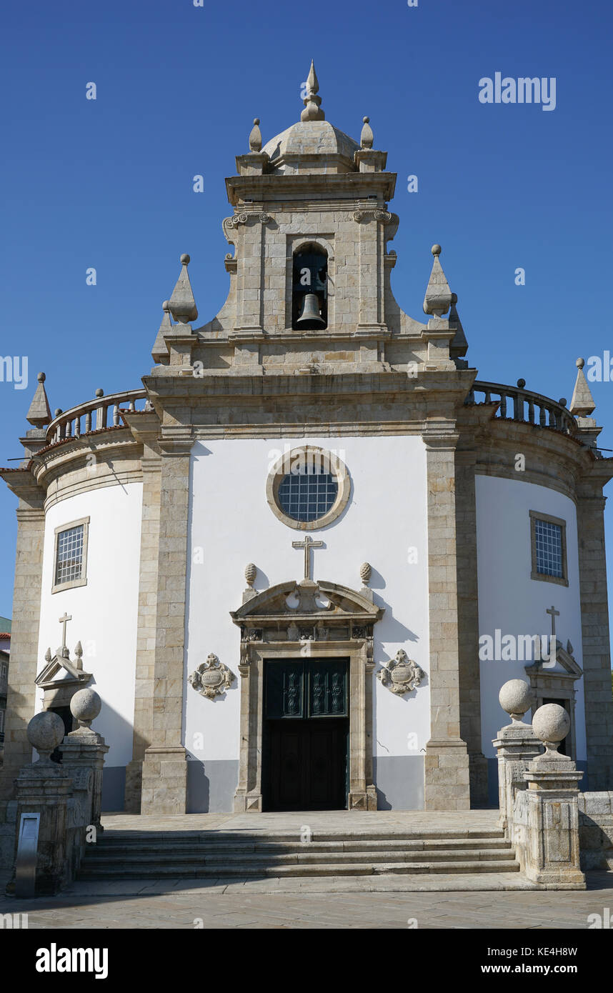 Barocke Kirche von Bom Jesus Da Cruz in der Innenstadt von Barcelos, Portugal, Europa Stockfoto