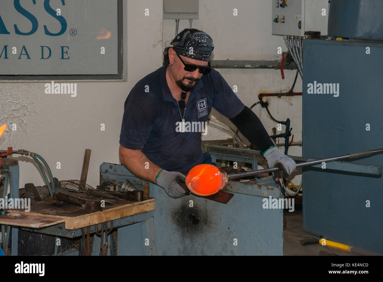 Glasbläser in Malta Stockfoto