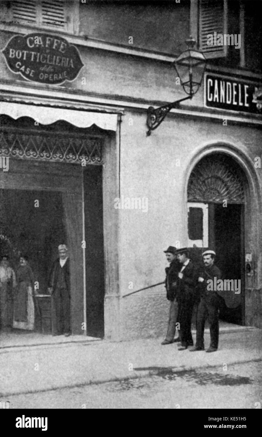 Musiker außerhalb einer italienischen Café, Bologna, 1904. Stockfoto