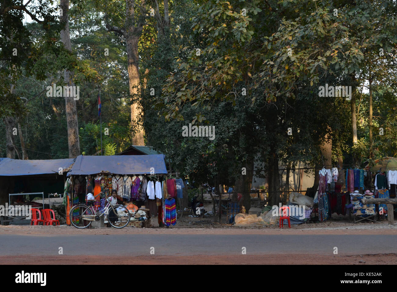 Die Einheimischen und touristischen Aktivitäten rund um Angkor Wat und Siem Reap. Pic im Januar 2015 übernommen wurde. Stockfoto