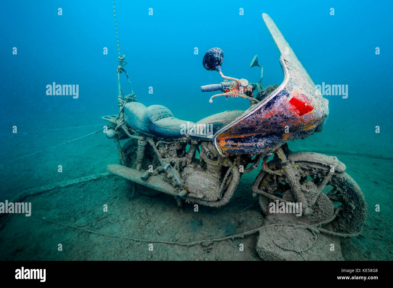 Ein versunkenes Windjammer-Motorrad. Stockfoto