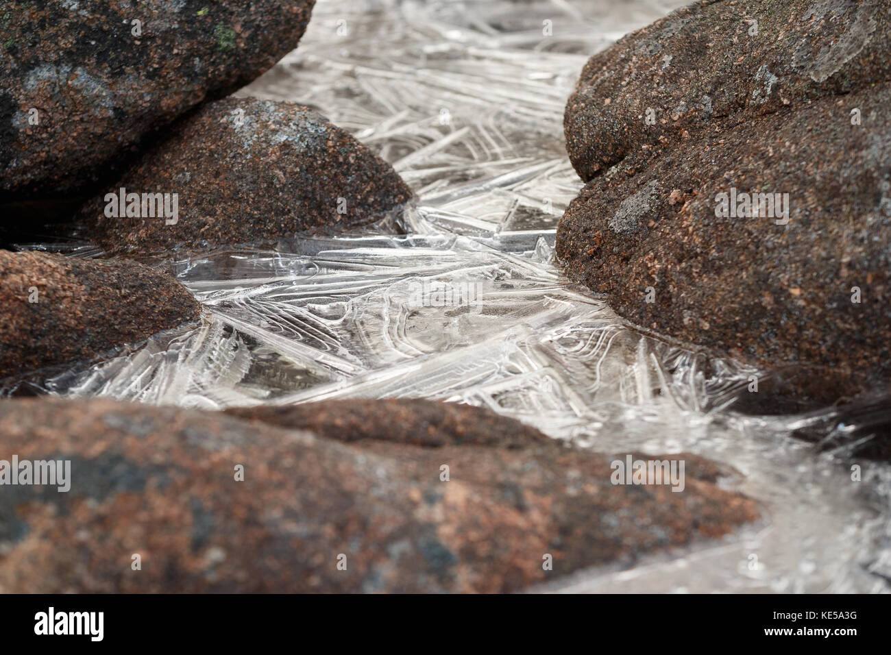 Gefrorenes Wasser in einem Schloss, Cairngorm National Park Stockfoto