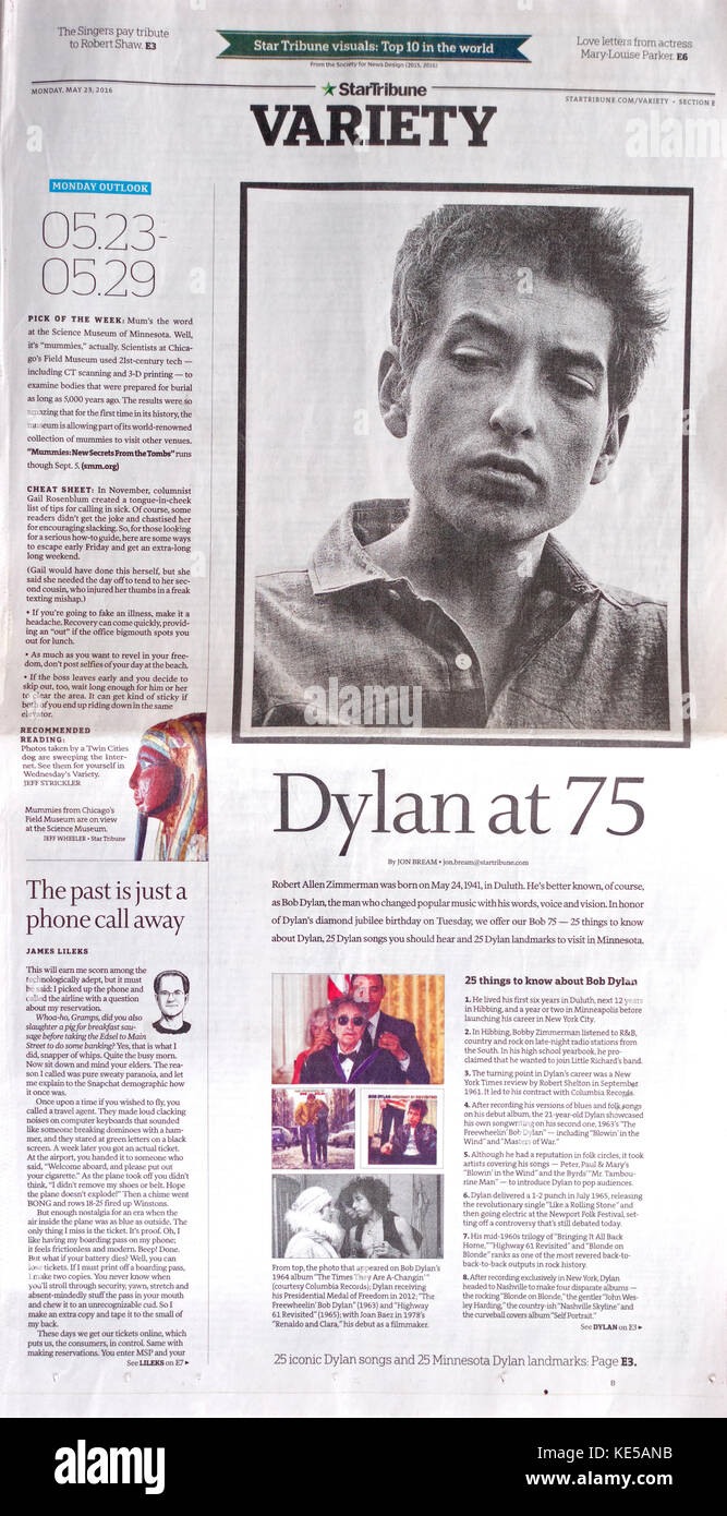 Schauen Sie sich Bob Dylans Leben in der Varieté-Sektion am 23. Mai 2016 der Minneapolis StarTribune an. Minneapolis Minnesota MN USA Stockfoto