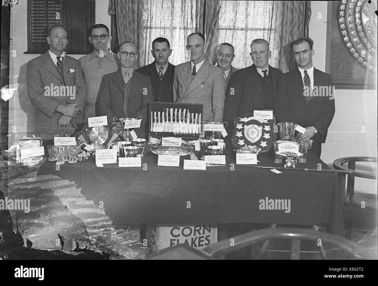 112031 Trophäen und Mitglieder bei Bonnie Doon Golf Club Stockfoto