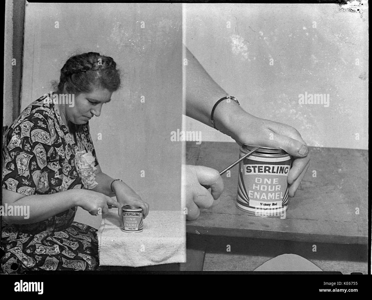28741 Frau Öffnen einer Dose Sterling Sieg Rot eine Stunde Emaille für Sterling Farben Stockfoto