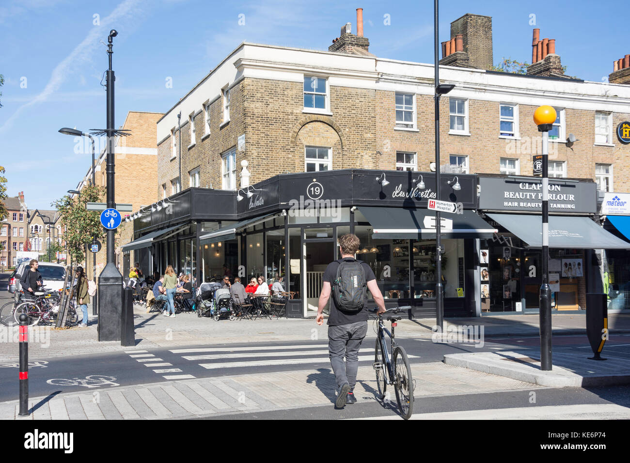 Les Nenettes französisches Restaurant, Clapton Square, Hackney, zentralen Stadtteil Hackney, London, Greater London, England, Vereinigtes Königreich Stockfoto