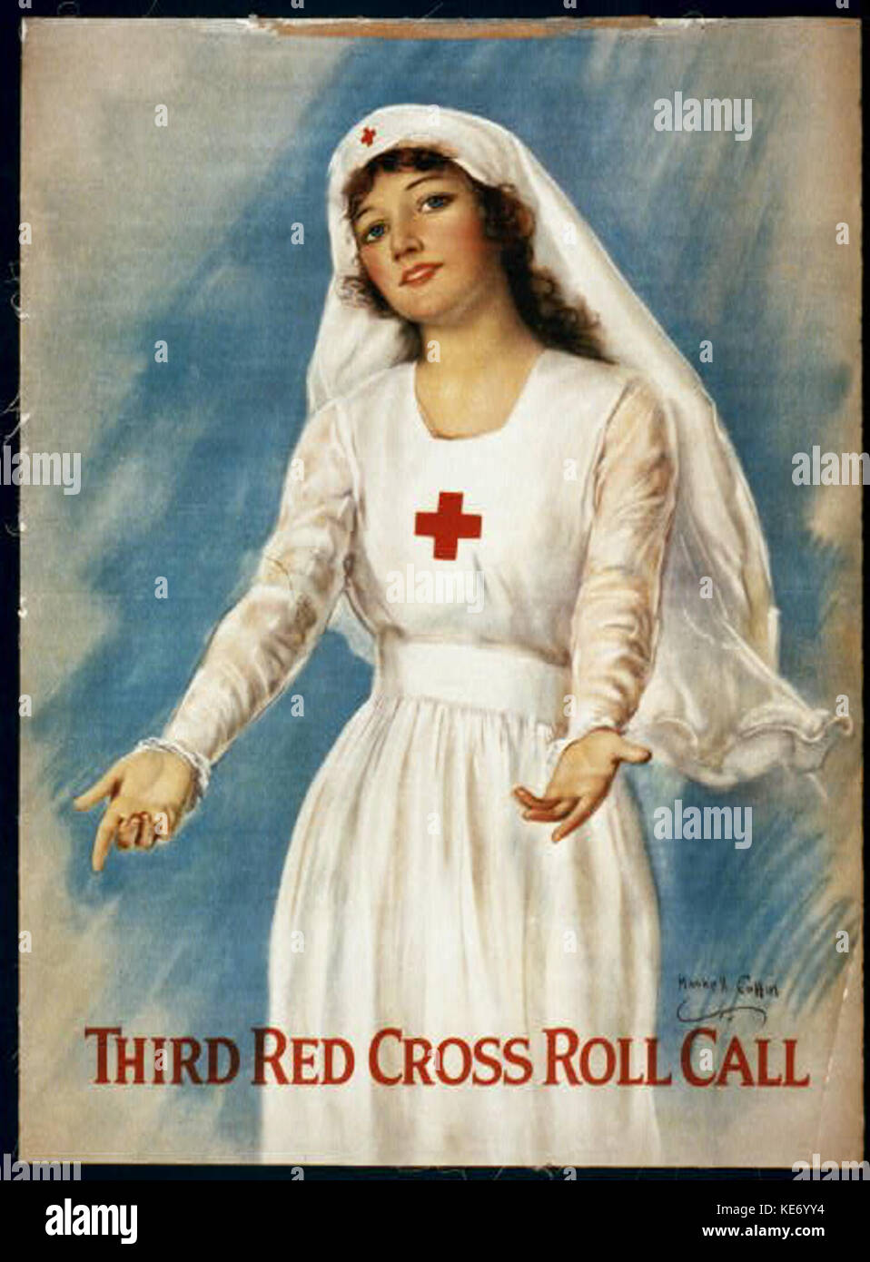 Dieses historische Foto zeigt einen namentlichen Aufruf des Roten Kreuzes während einer großen Krise, wahrscheinlich eine Kriegs- oder Katastrophenhilfe. Die Veranstaltung spiegelt die humanitäre Rolle der Organisation bei der Unterstützung der betroffenen Bevölkerung wider. Stockfoto