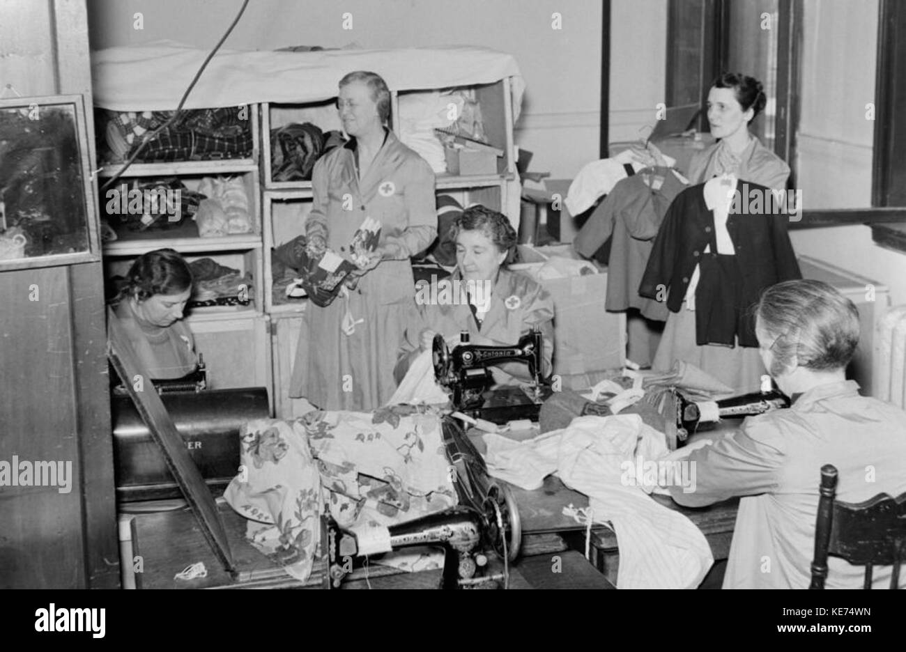 Nachrichten. Rote Kreuz arbeiten BNQ P48 S1P 07046 Stockfoto