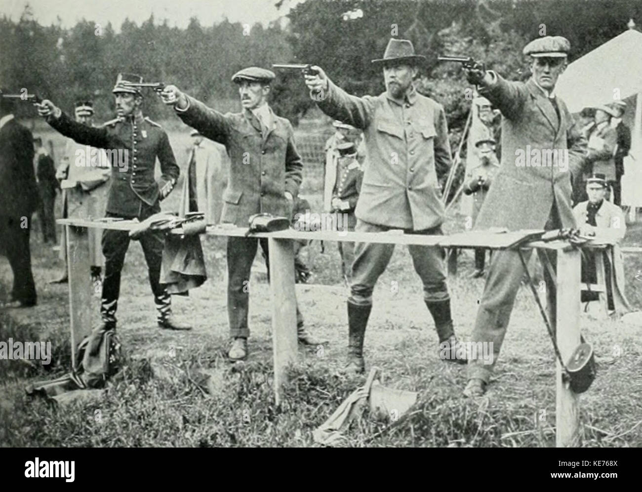 Schwedische 50 m Freie Pistole Mannschaft 1912 Olympics Stockfoto
