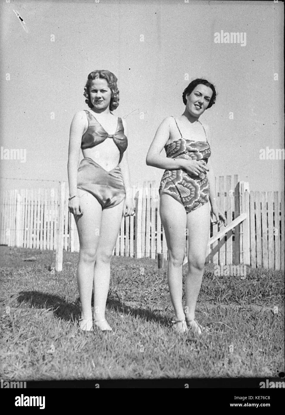 24037 Hollywood Hotel Revue Unternehmen Mädchen an kembla Rennen für Fullers Theater Ltd übernommen Stockfoto