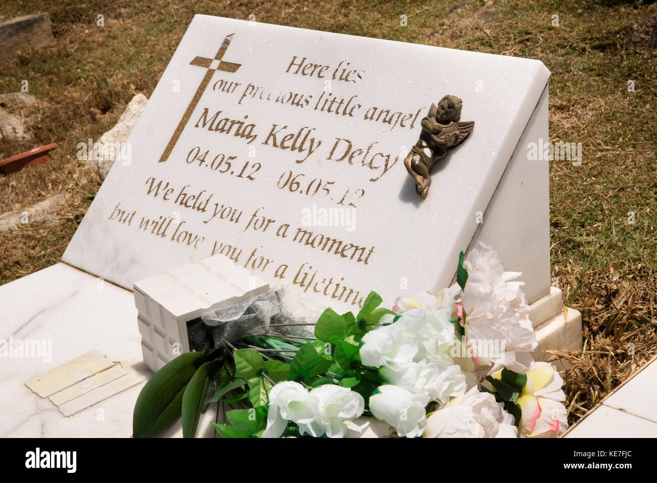 Die Seychellen, Mahe, Victoria, Mont Fleuri Friedhof, Kindersterblichkeit, Grab von 2-Tage alten Kind Stockfoto
