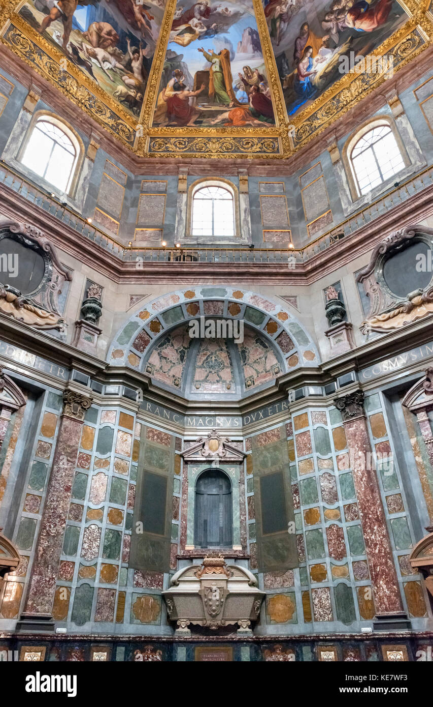 Innenraum der Cappelle Medicee, Kirche San Lorenzo, Florenz, Italien. Stockfoto