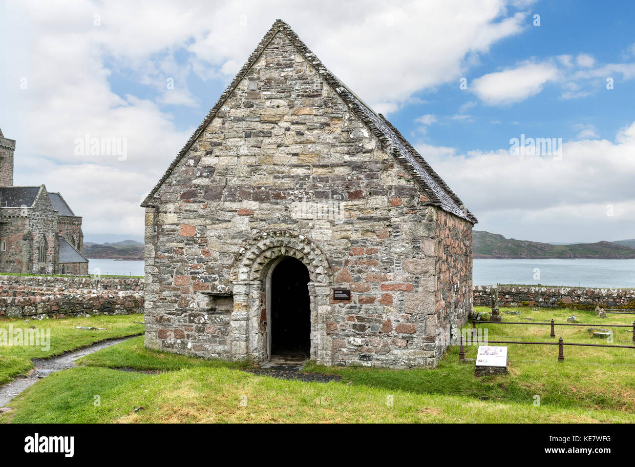 St. Oran Kapelle, aus dem 1100, ist die älteste intakte Struktur auf der Insel Iona, Argyll und Bute, Schottland, Großbritannien Stockfoto