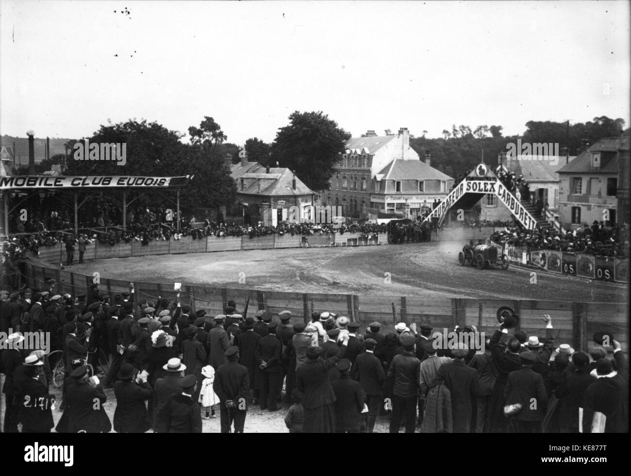 Boillot in seinem Peugeot beim Grand Prix von Frankreich 1912