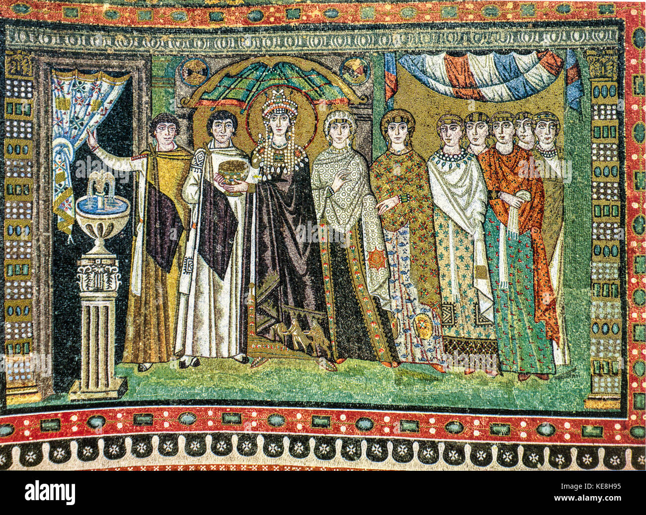 Italien Emilia Romagna ravenna Basilika Saint vitale Chor Mosaik - die Kaiserin Theodora und ihr Hof - vor 547 Stockfoto