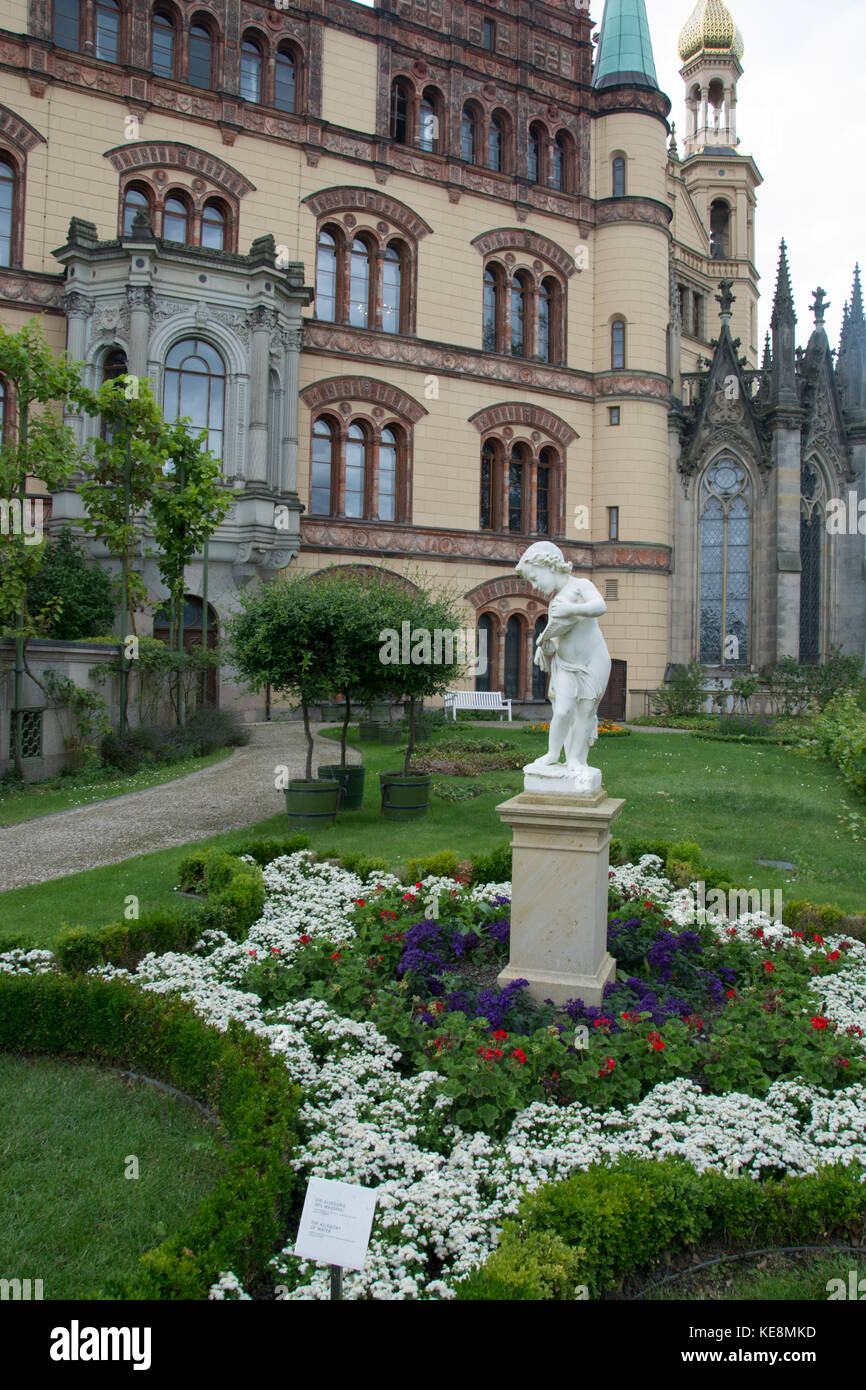 Burggarten und Orangerie angelegten Gärten von Schloss