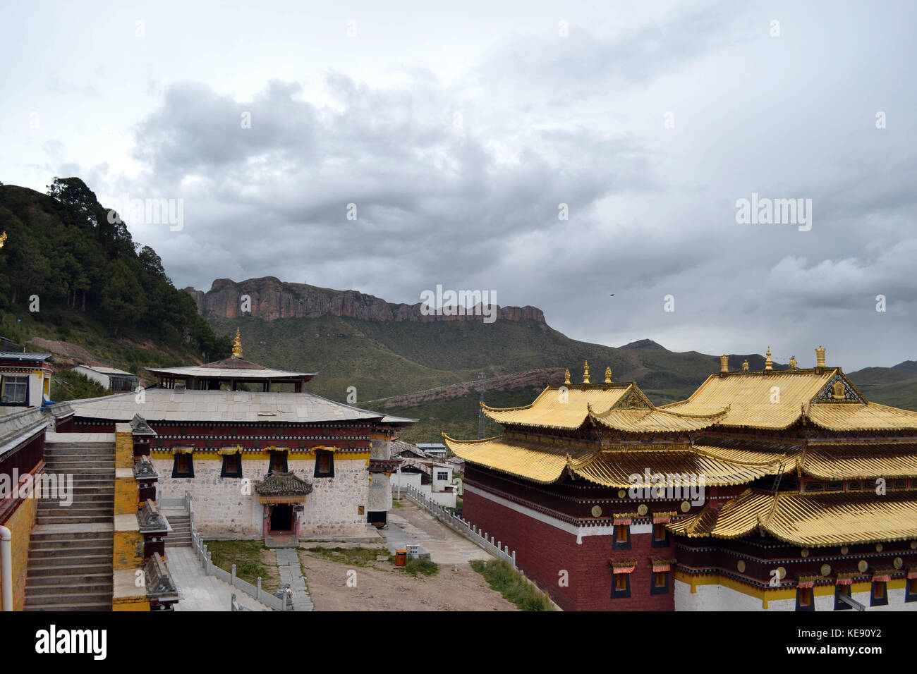 Näher am Tempel in serti Gompa in langmusi, die entwickelt worden. pic war in Amdo, Tibet, September 2017. Stockfoto