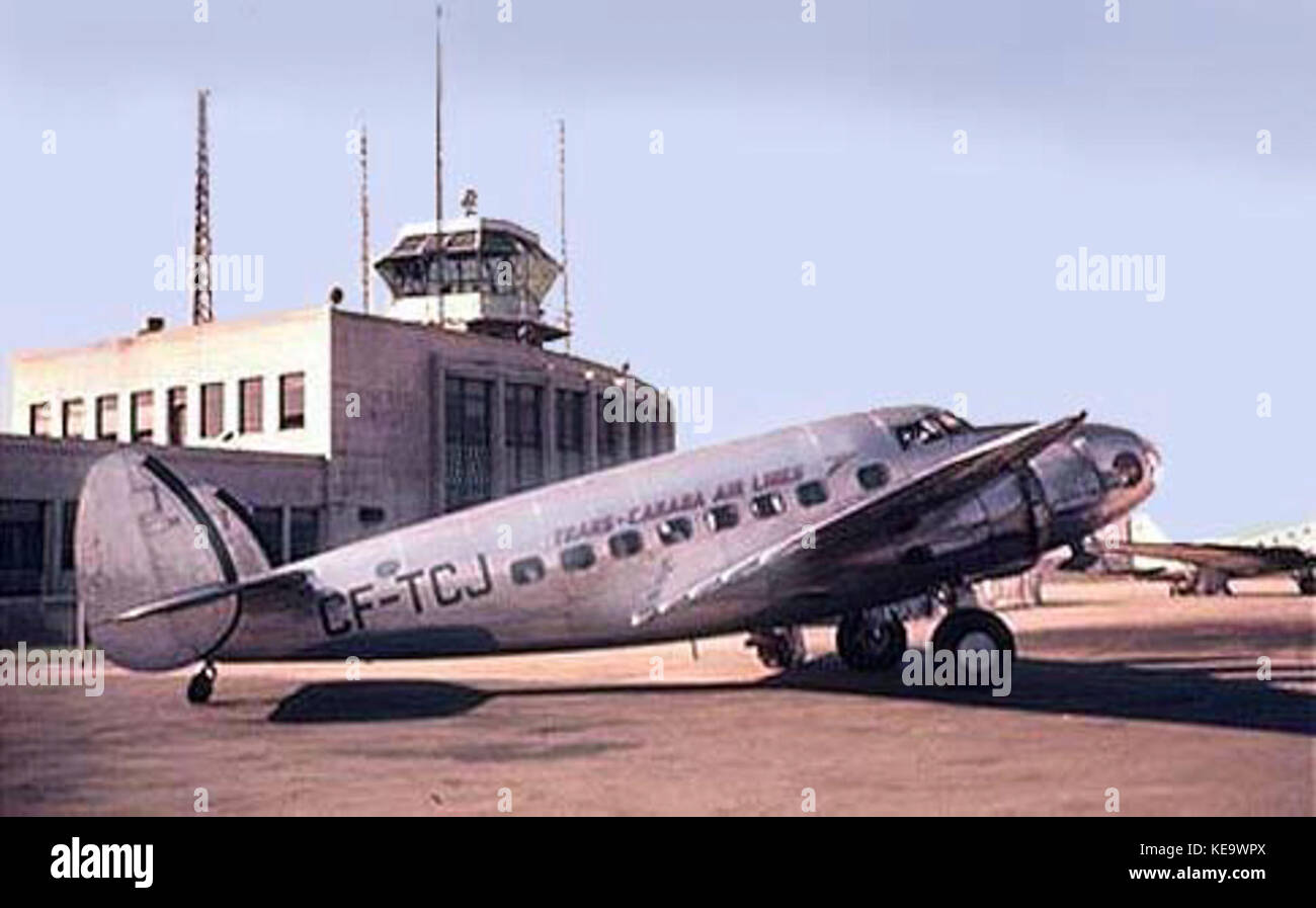 Ein historisches Foto des Lockheed 14 Flugzeugs, ein Modell, das in den Anfängen der kommerziellen Luftfahrt verwendet wurde. Der Lockheed 14 war ein bedeutender Fortschritt in der Flugtechnik in den 1930er Jahren Stockfoto