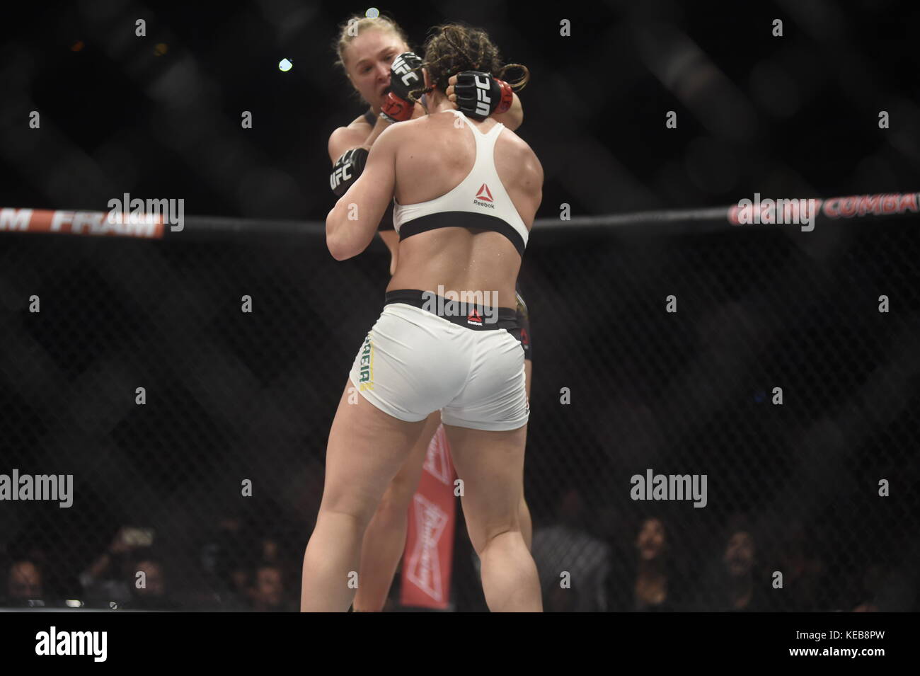 Rio de Janeiro - Brasilien vom 31. Juli 2015, Ronda rousey, der Ufc Fighter bethe Correa in Ufc 190 Stockfoto