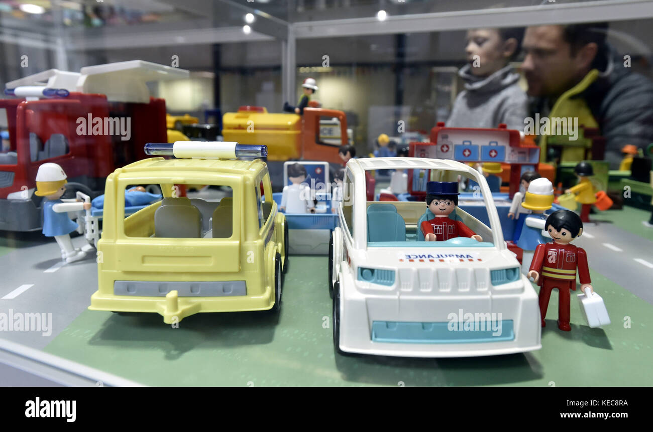 Zlin, Tschechische Republik. Oktober 2017. Die Ausstellung Phenomen Igracek wurde am 20. Oktober 2017 in Zlin, Tschechien, eröffnet. Mehrere Hundert beliebter Spielzeugfiguren sind zu sehen. Quelle: Dalibor Gluck/CTK Photo/Alamy Live News Stockfoto