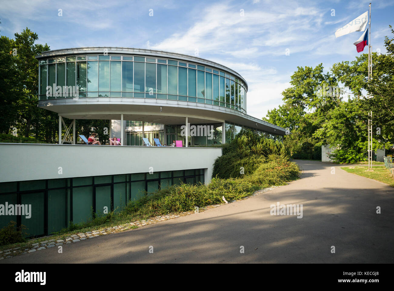 Prag. Der Tschechischen Republik. Expo '58 Pavillon in Letna Park entworfen von František Cubr, Josef Hrubý & Zdeněk Pokorný für das Jahr 1958 der Brüsseler Weltausstellung. Stockfoto