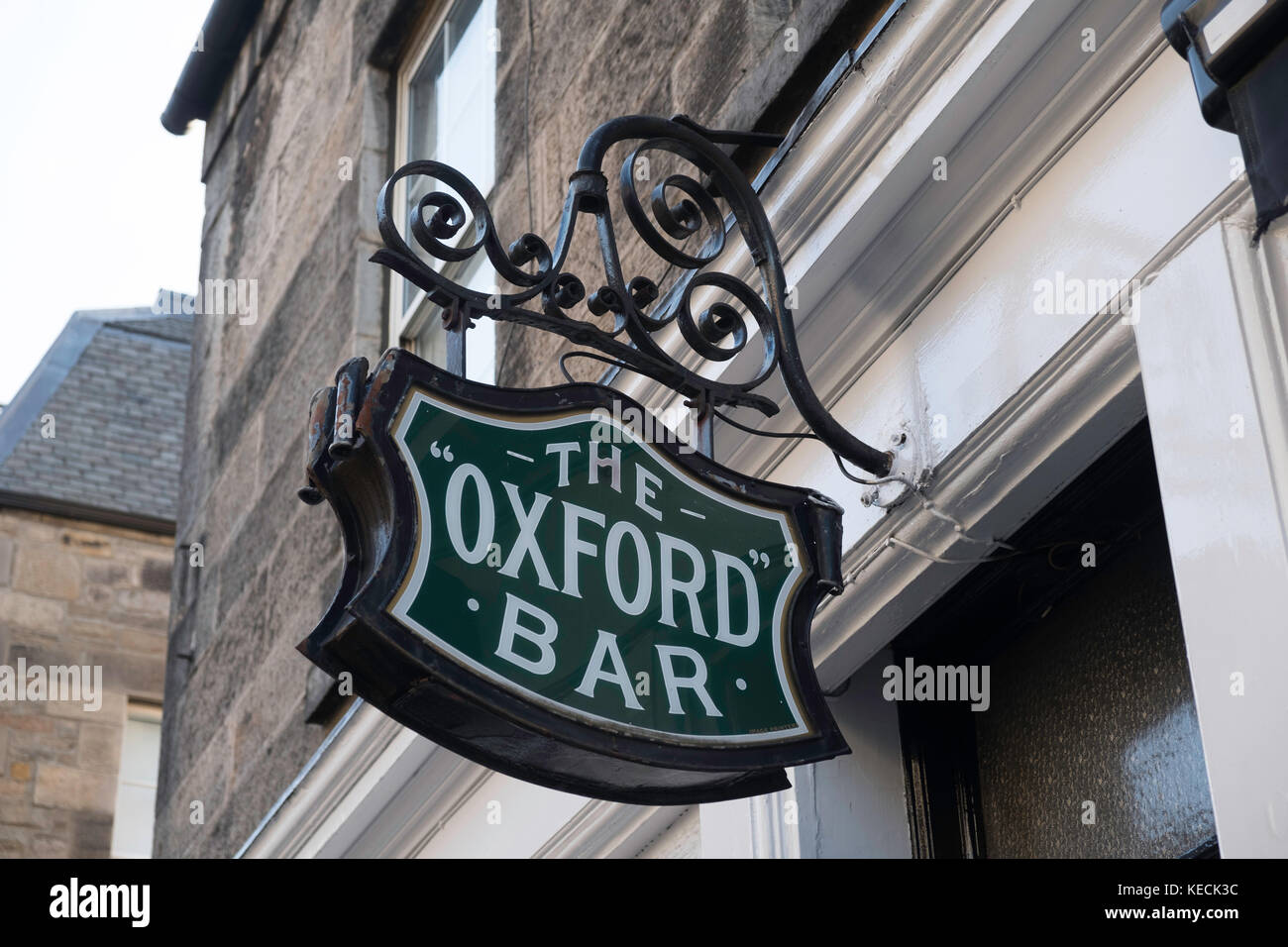 Die Oxford Bar in Edinburgh ist in Ian Rankins Kriminalromanen über Inspector Rebus zu sehen Stockfoto