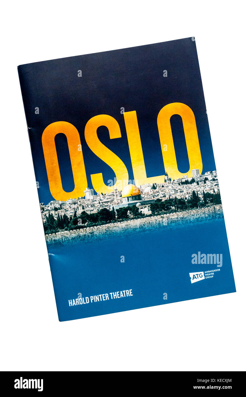 Programm für die 2017 Lincoln Center Theater Produktion von Oslo mit J.T. Rogers in der Harold Pinter Theater. Stockfoto