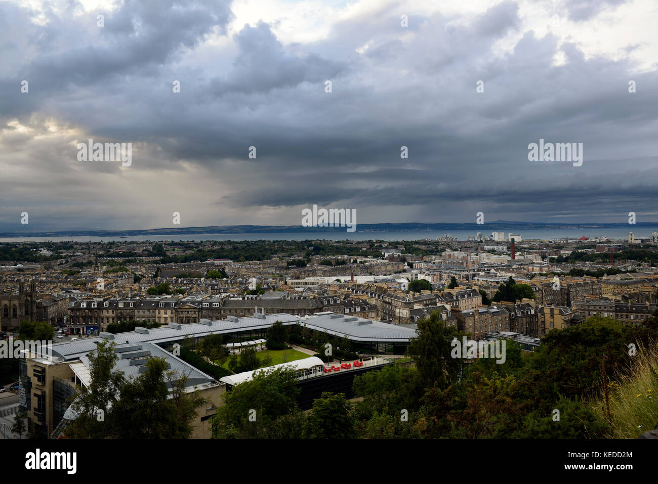 Edinburgh, Schottland. Blick auf die neue Stadt von Calton Hill. Stockfoto