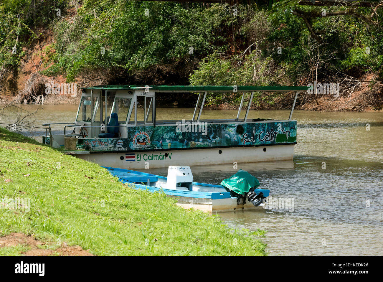 Tour Boote auf dem Sarapiqui River, Costa Rica Stockfoto
