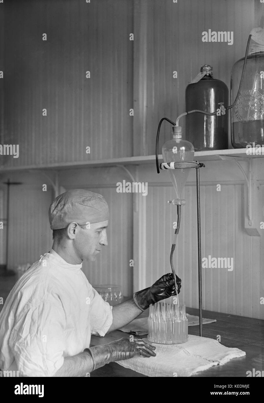 US Army Medical School, Typhus-Impfstoff, Harris & Ewing, 1917 Stockfoto