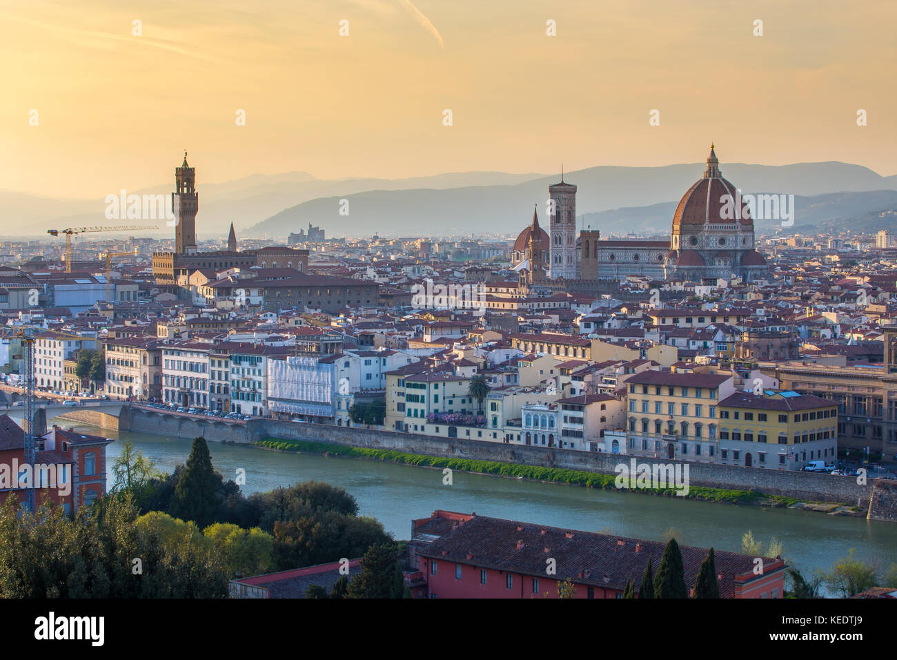 Florenz City Skyline mit Sonnenuntergang in der Toskana, Italien. Stockfoto