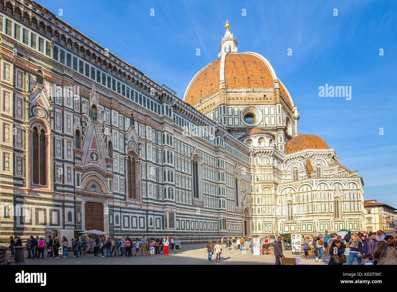 Florenz, Italien - 10 April 2015: Der Tourist im Dom von Florenz in der Toskana, Italien. Stockfoto