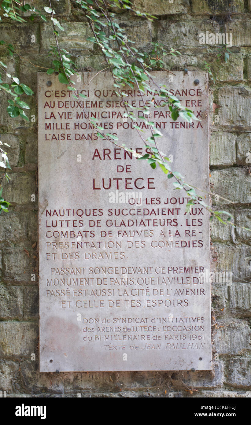 Den Arènes de Lutèce (1. Jh. nach Chr.) - eine römische Arena, eine der ältesten Denkmal von Paris-Plakette Stockfoto