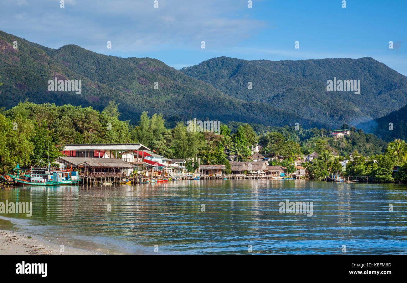 Thailand, Trat Provinz, Koh Chang Insel im Golf von Thailand, Westküste, Angeln am Klong Prao 
