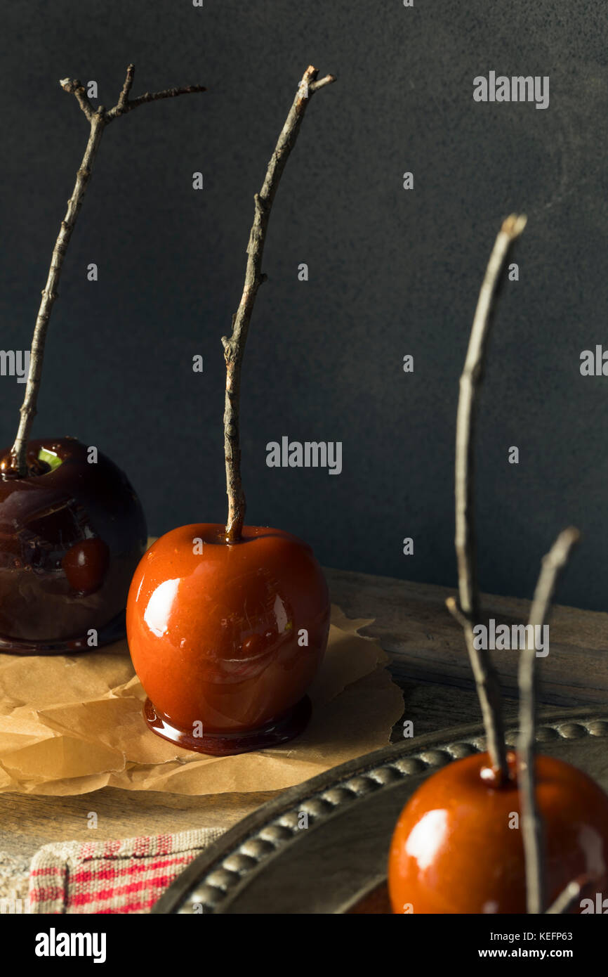 Gourmet süße Lust auf Süßigkeiten Äpfel für Halloween Stockfoto