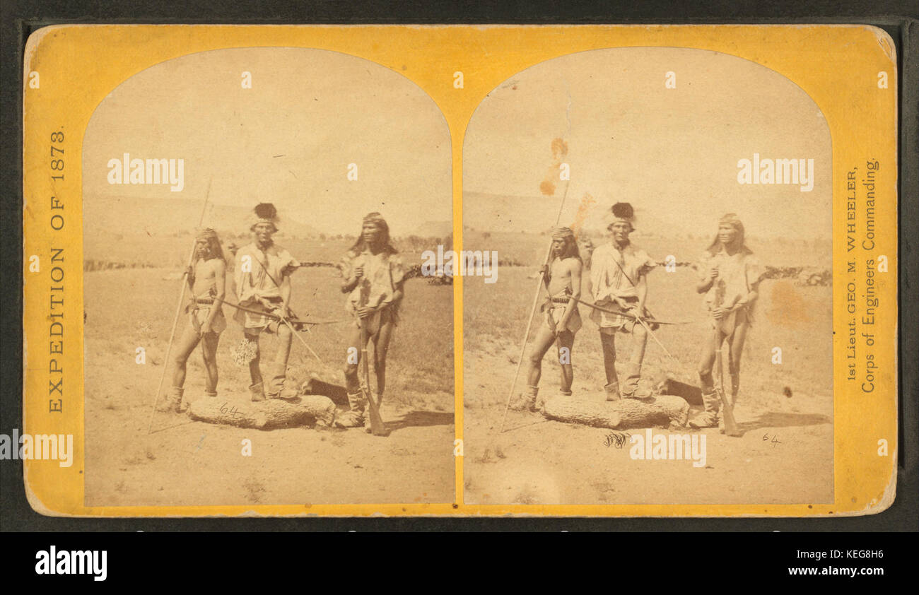 Apachen, wie sie bereit für den Krieg-Pfad von O'Sullivan, Timothy H., 1840-1882 4 erscheinen Stockfoto
