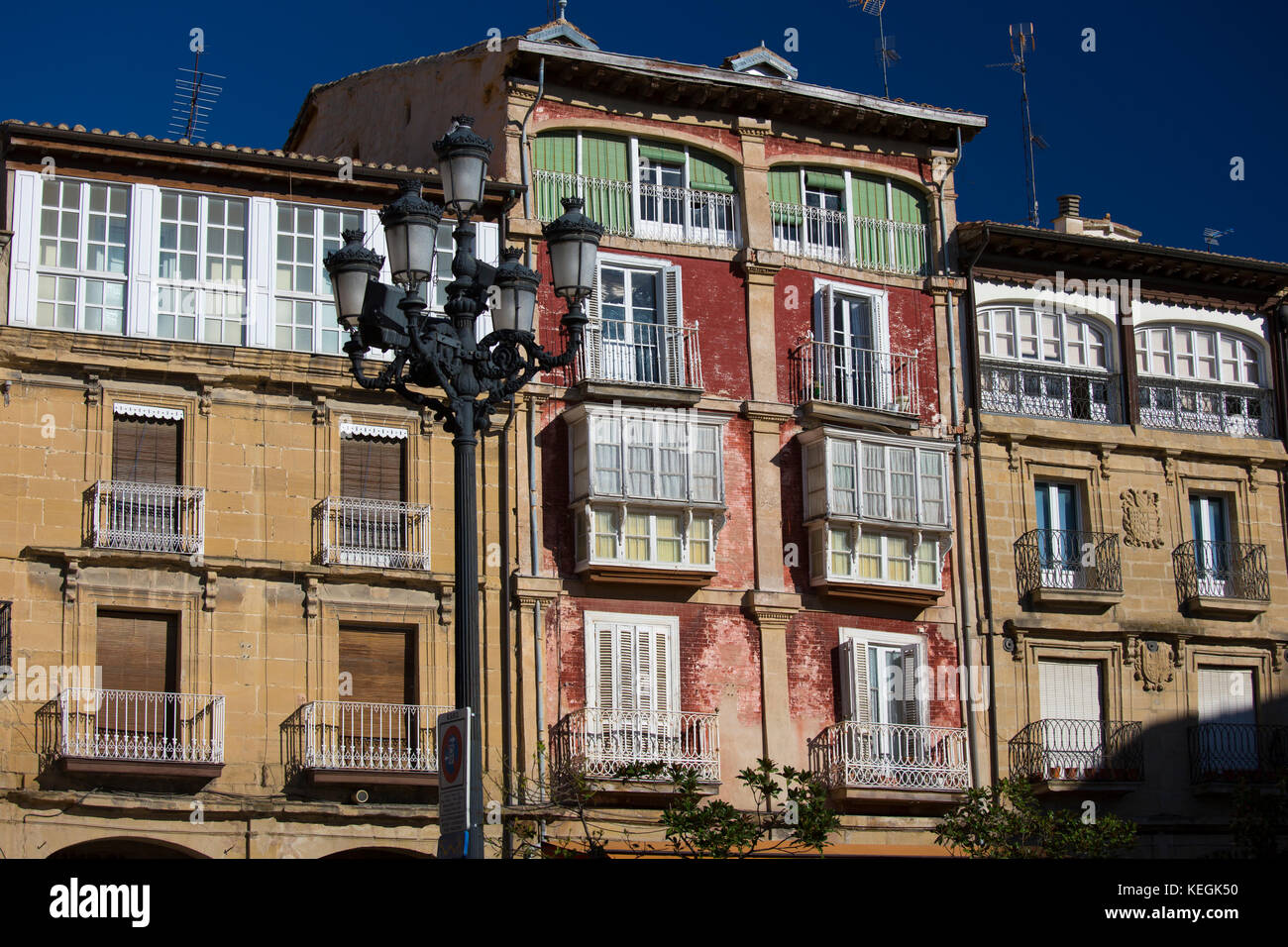 Traditionelle Architektur in der Stadt Haro in der Provinz La Rioja im Norden Spaniens Stockfoto