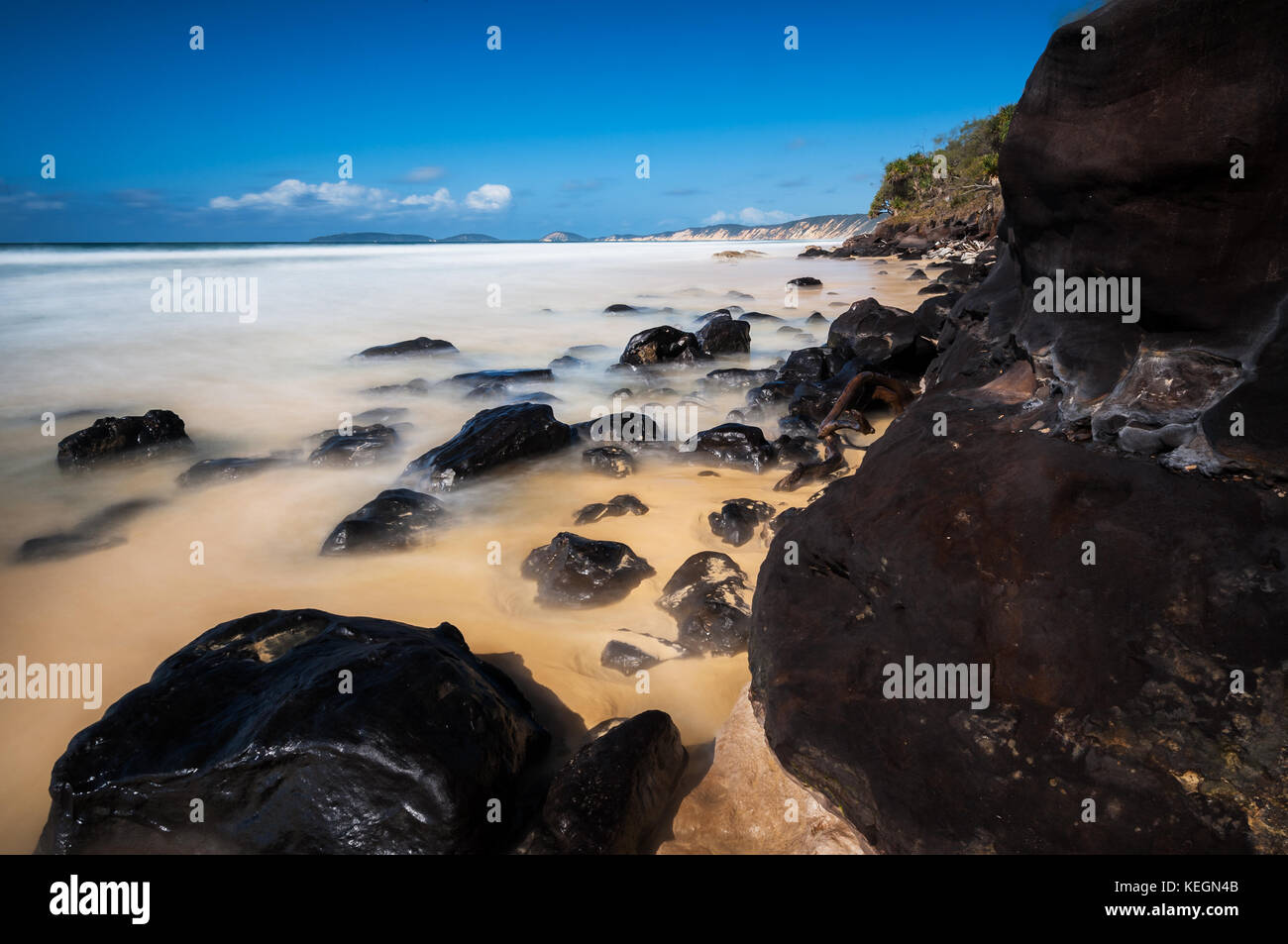 Berühmten Kaffee Felsen am Rainbow Beach. Stockfoto