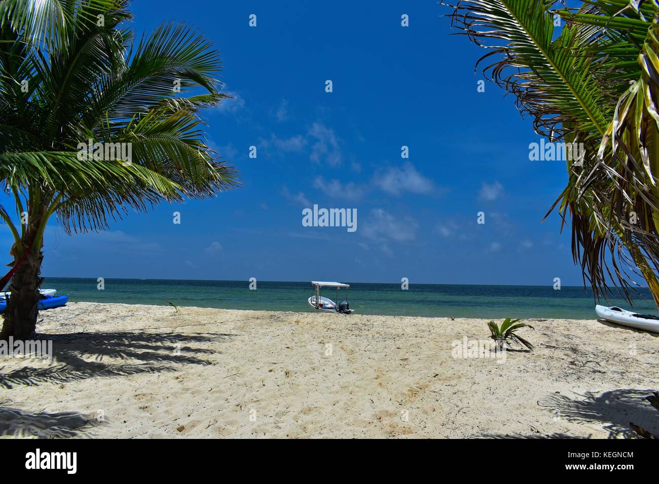 Einsamen Strand in Puerto Morelos, Mexiko Stockfoto