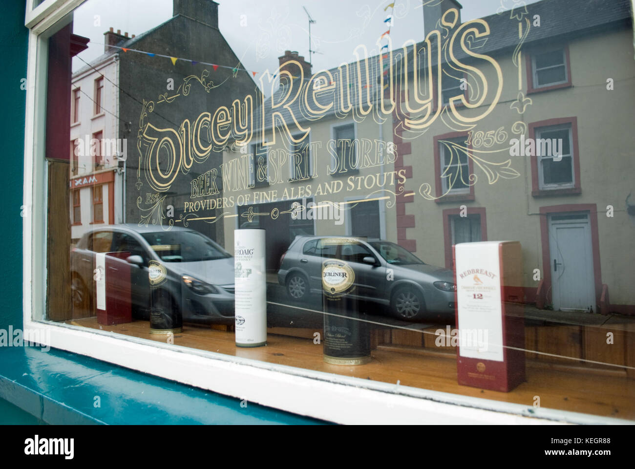 Berühmte Dicey Reilly's Pub, Brauerei und Lizenz in ballyshannon, County Donegal Stockfoto