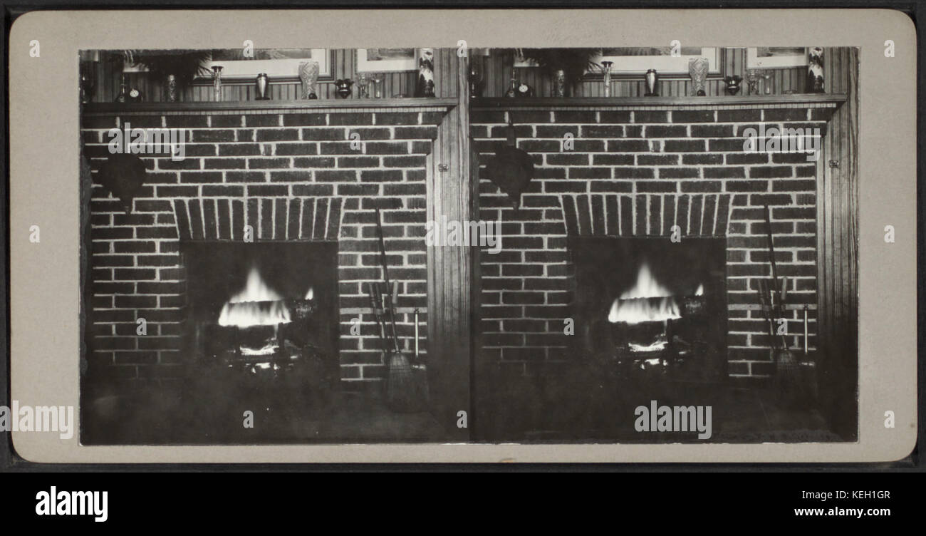 Feuer brennt in gemauerten Kamin aus Robert N. Dennis Sammlung von stereoskopischen Ansichten Stockfoto