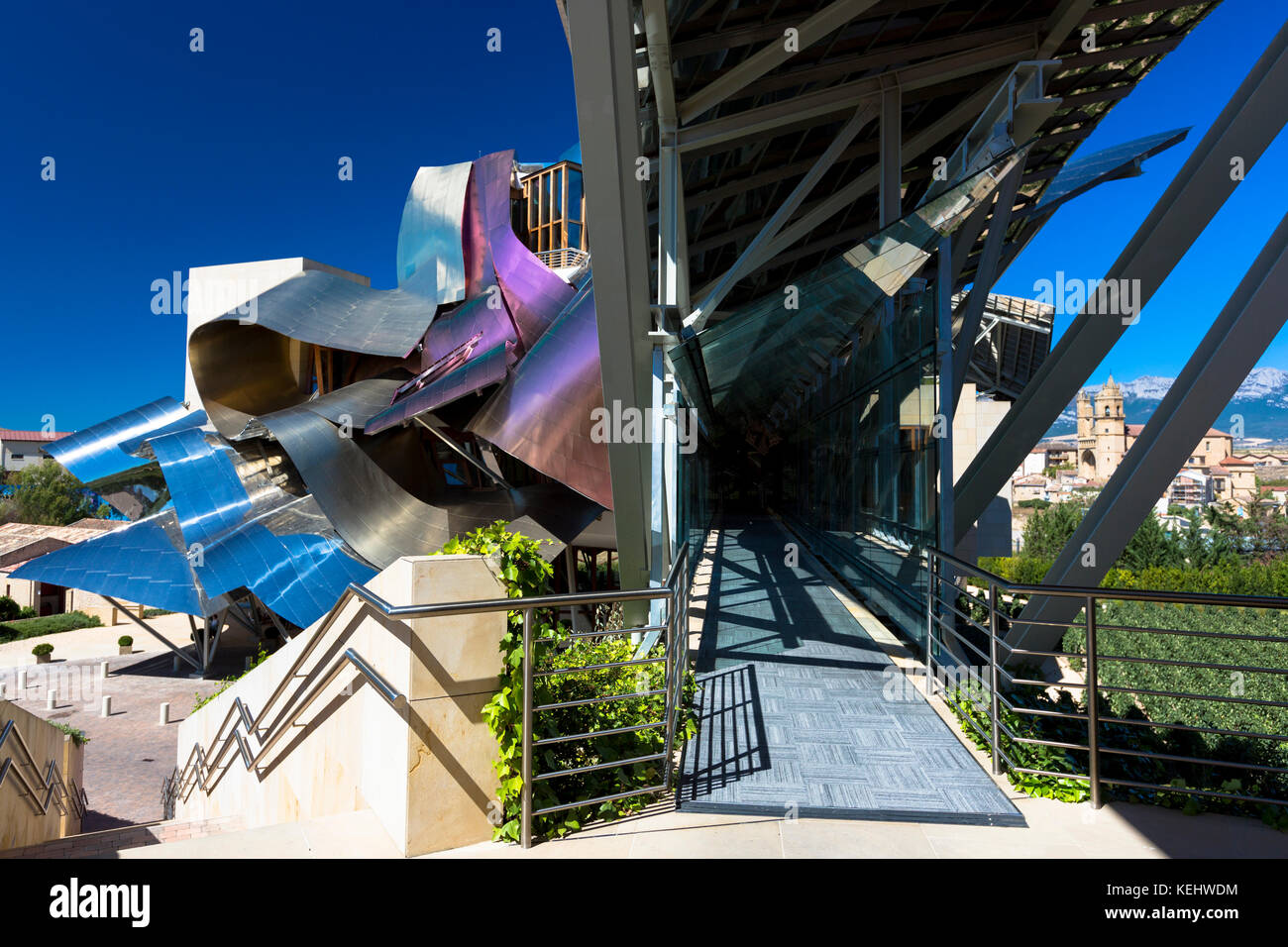 Hotel Marques de Riscal Bodega, futuristisches Design vom Architekten Frank O Gehry in Elciego Rioja-Alavesa Gebiet Spaniens Stockfoto