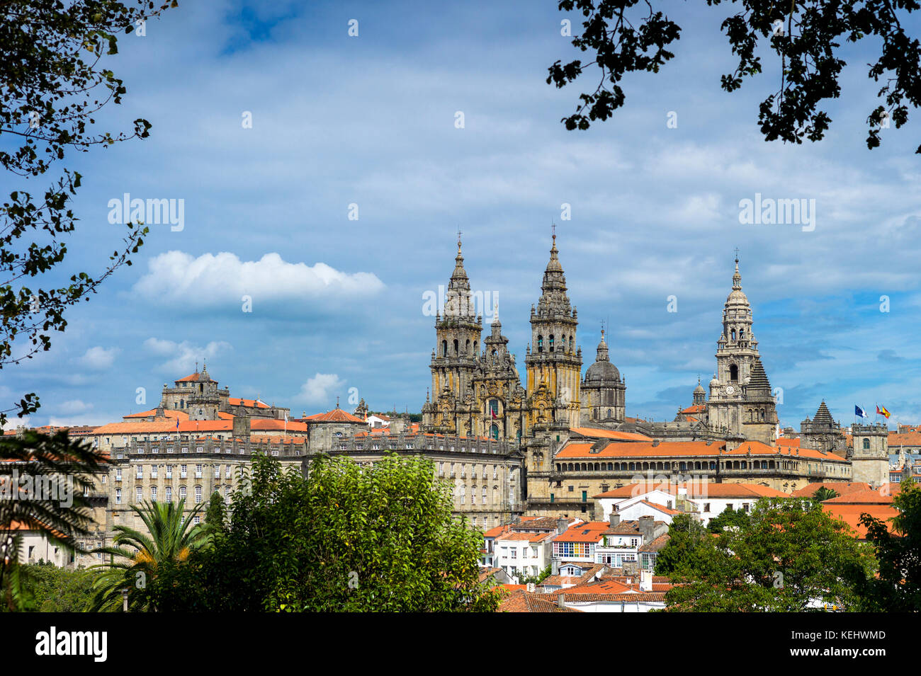 Catedral de Santiago de Compostela, römisch-katholische Kathedrale Komplex Stadtbild von Alameda Park, Galicien, Nordspanien Stockfoto