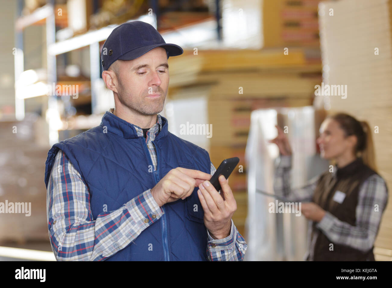 Die zwei lagerarbeiter Stockfoto